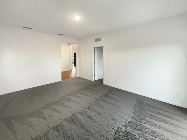 Building Photo - 12153 Alamosa Dr