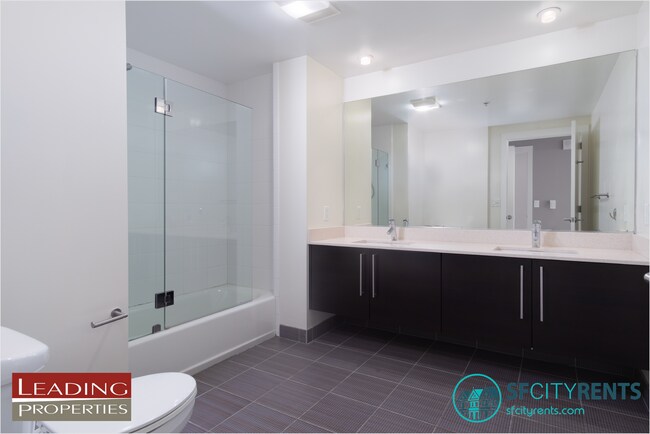 Building Photo - SoMA: Full-Service Building w/ Free Housek...