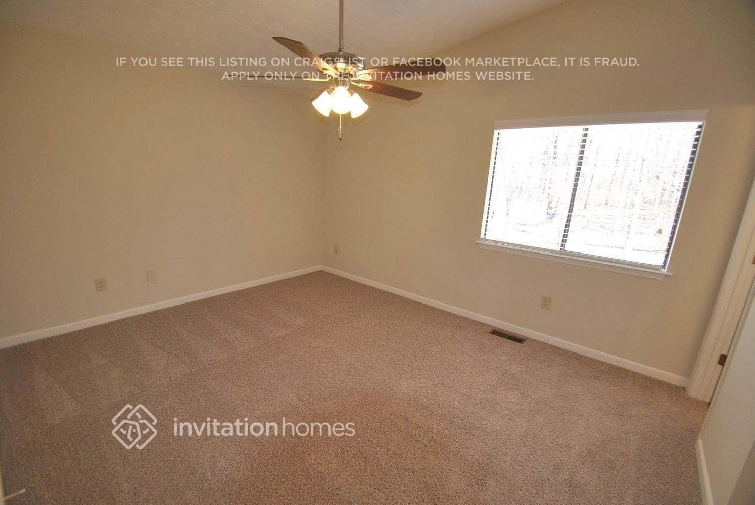 Building Photo - 5255 Sugar Crest Dr