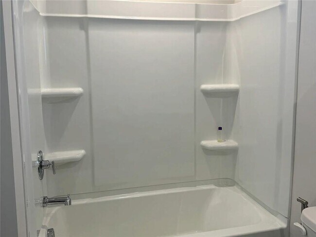 Building Photo - 1177 Sunny Lk Dr