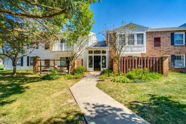 Building Photo - 26179 Raintree Blvd