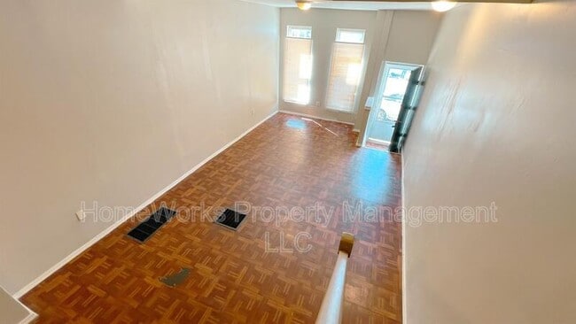 Building Photo - 317 S Mount St