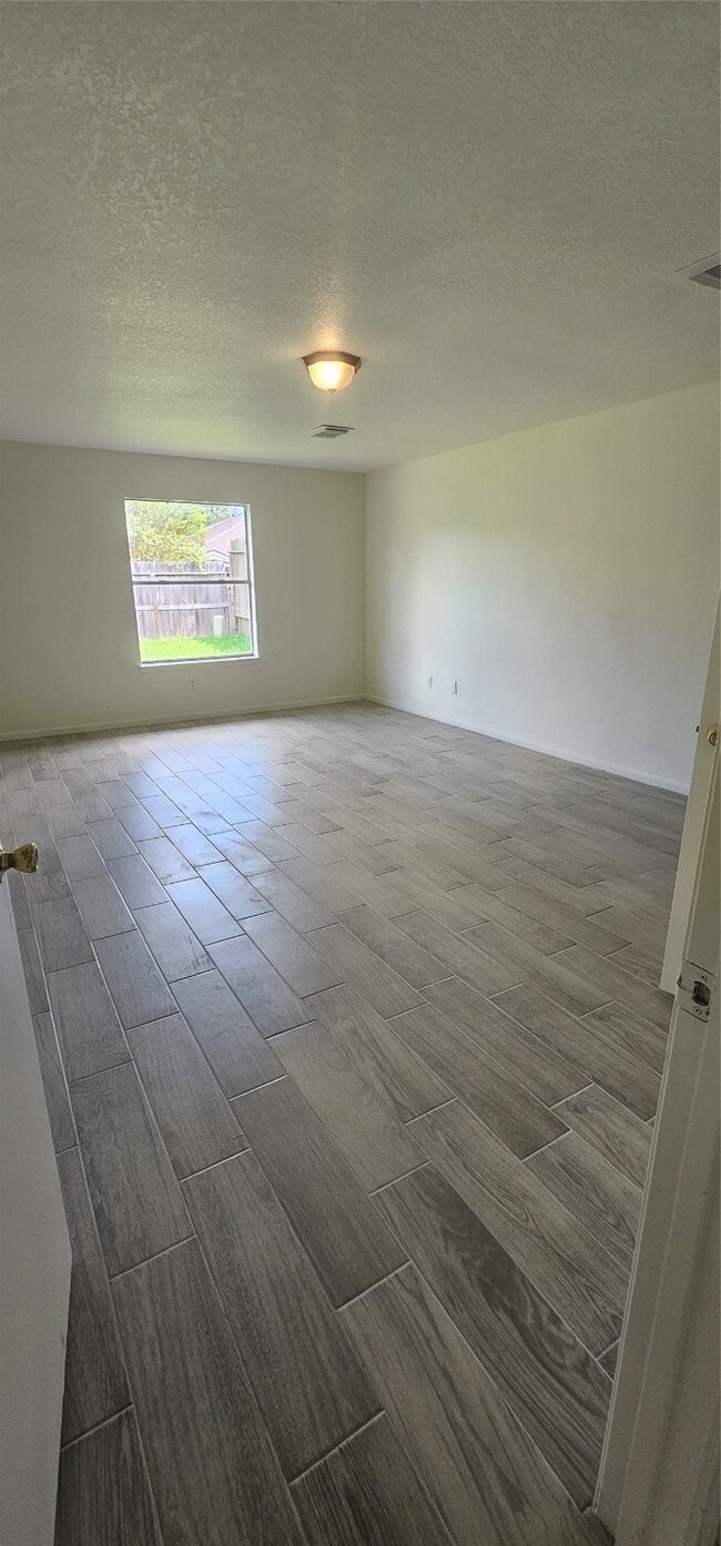 Building Photo - 10943 Bradford Way Dr