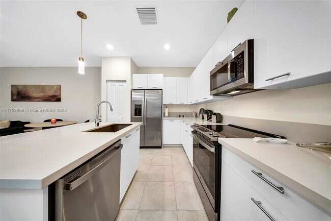 Building Photo - 4707 NW 83rd St