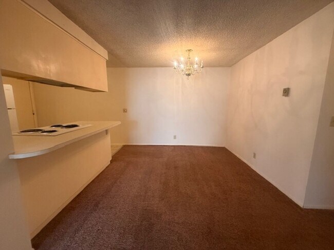 Building Photo - FRPLLC01