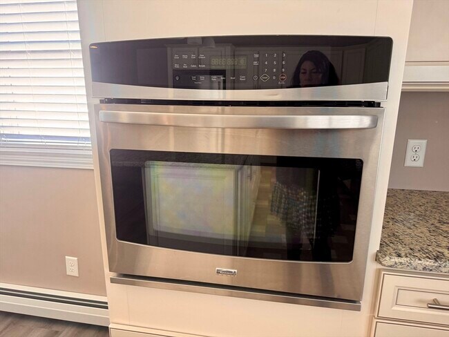 Building Photo - 789 Mt Pleasant St