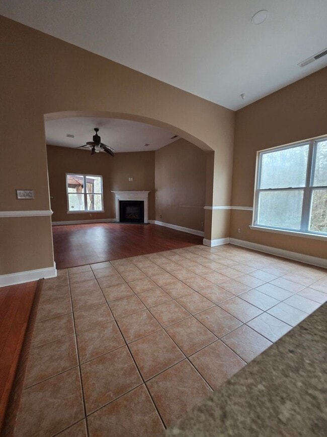 Building Photo - 9 Haven Point