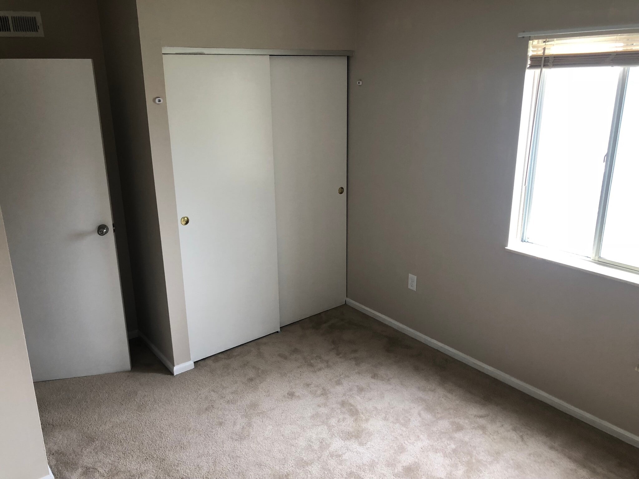 Bed 1 - 351 Chadwick Pl