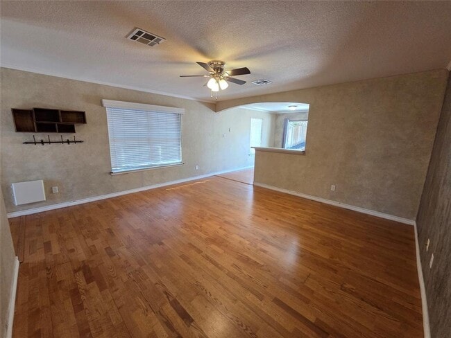 Building Photo - 225 Spring Branch Loop