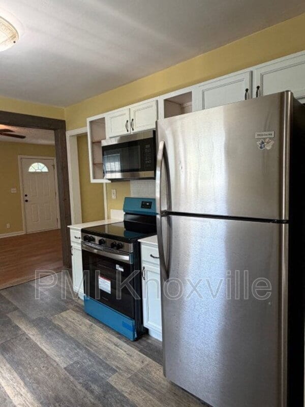 Building Photo - 2340 Boxwood Ln NE