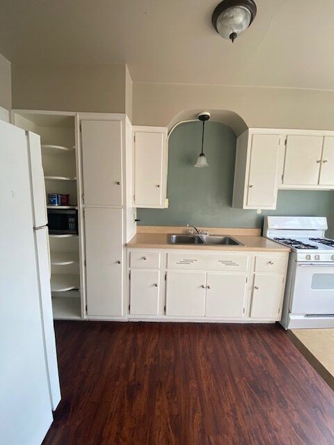 Building Photo - 505 N Lime St