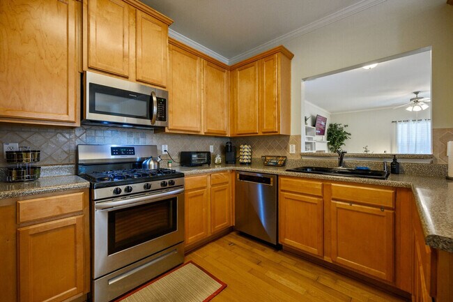 Building Photo - 4632 Liberty Square Dr