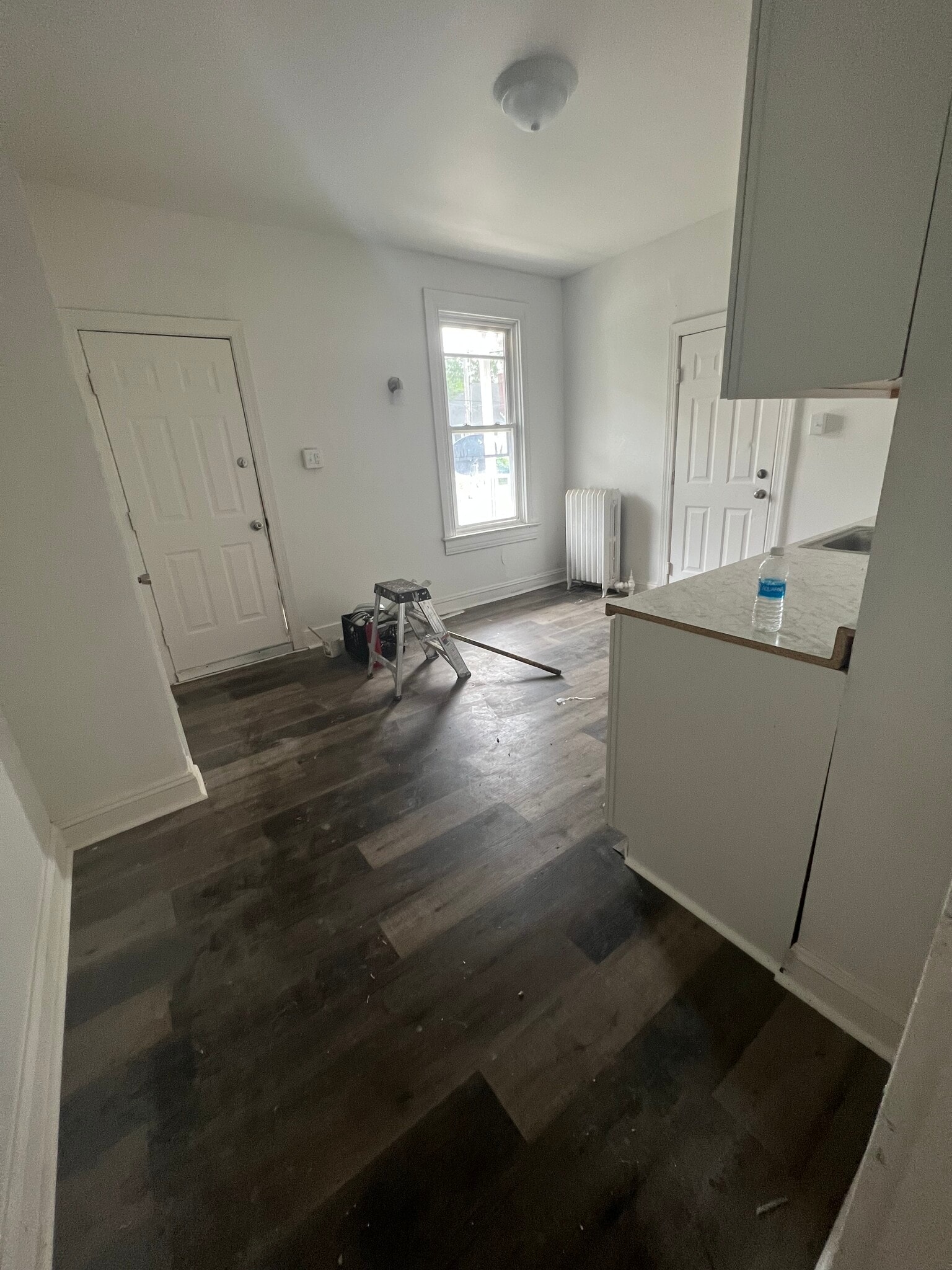 Kitchen - 158 W Jackson St