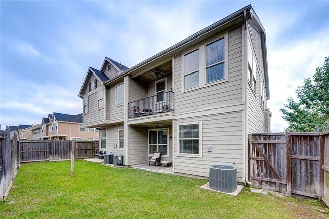 Building Photo - 5554 Sallow Bay Ln