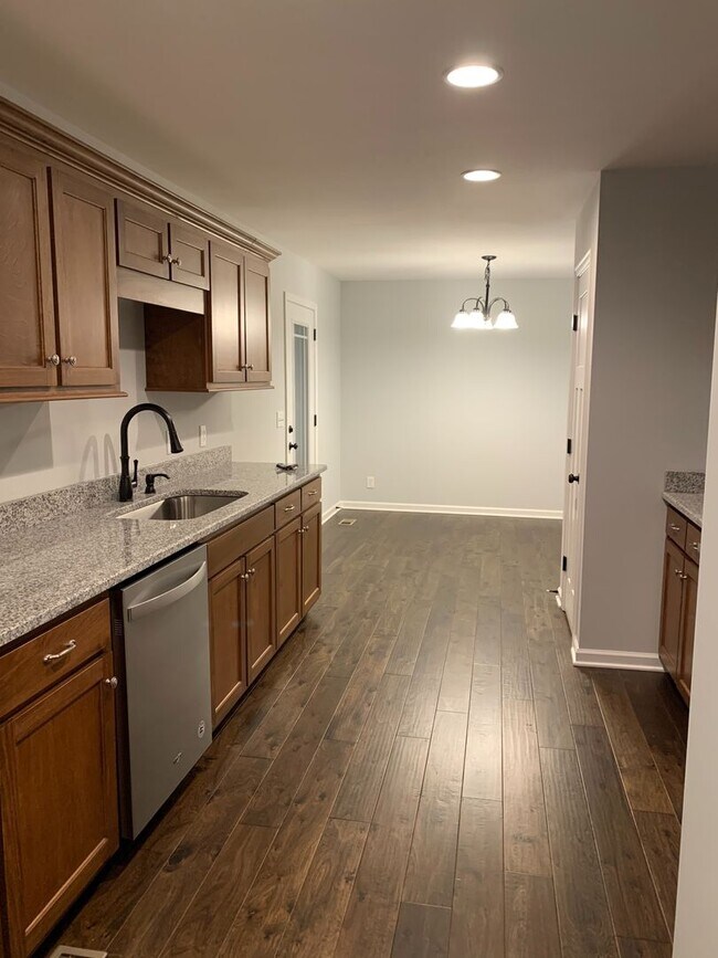 Building Photo - 200 Lexington Cove Blvd