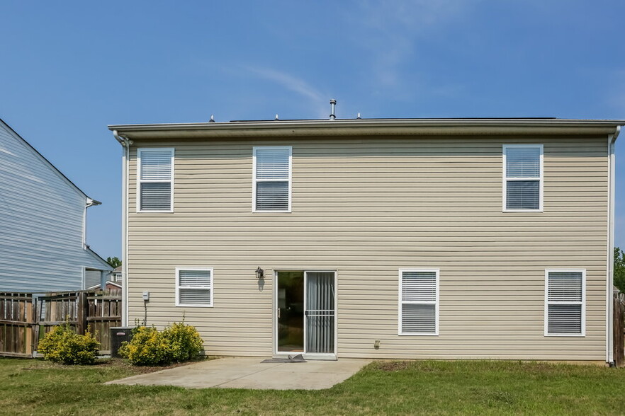 Building Photo - 1553 Cold Creek Pl