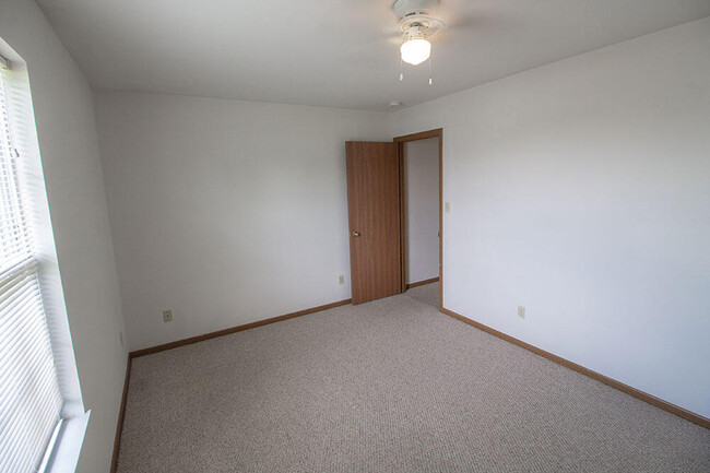 Building Photo - 1506 Typhoon Ct