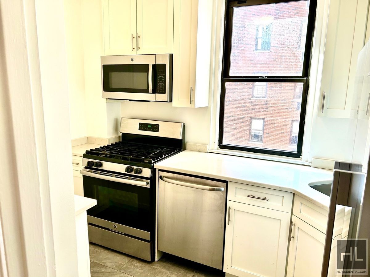 Building Photo - East 79th Street