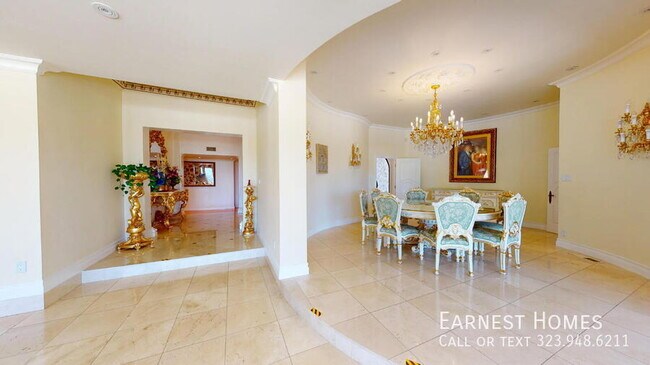 Building Photo - 1831 Loma Vista Dr