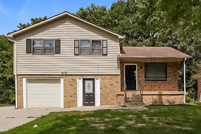 Primary Photo - 4520 Xavier Dr