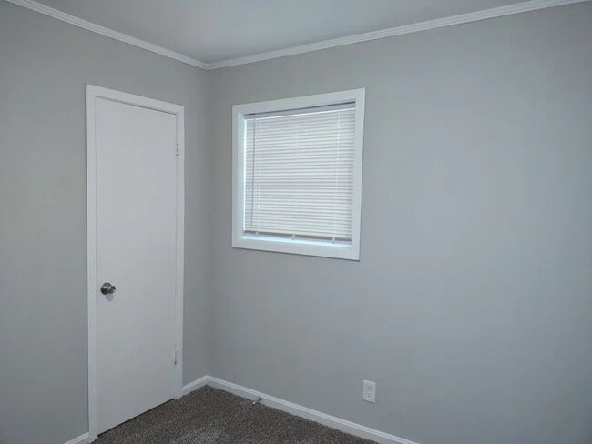 Building Photo - 1288 Rosewood Dr