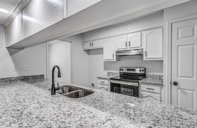 Building Photo - 1242 Grange Way Dr