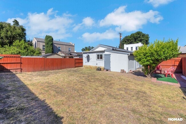 Building Photo - Charming 3BR House in Walnut Grove