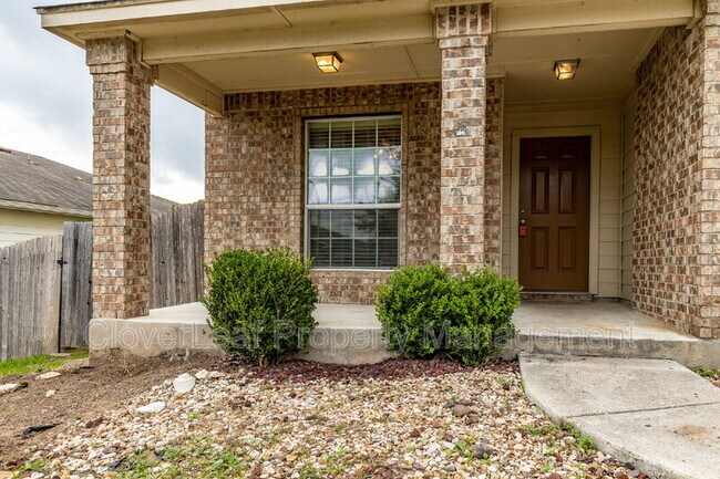 Building Photo - 2424 Dimmitt Dr