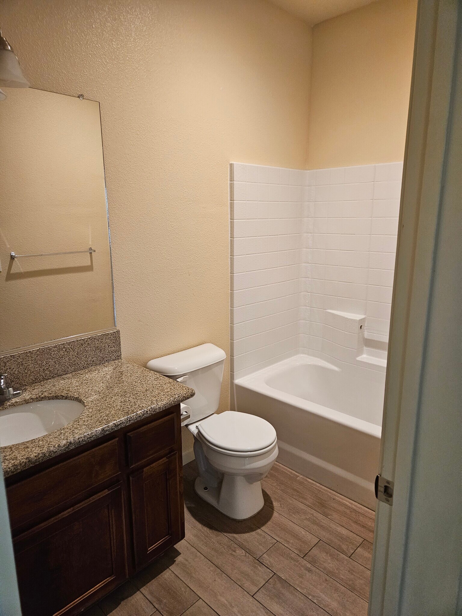 Building Photo - 2159 Bella Oaks Dr