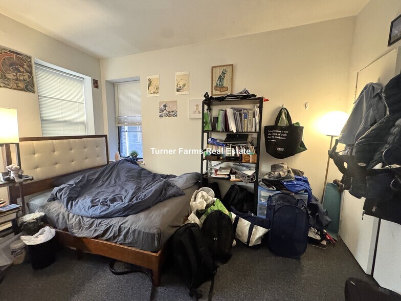 Building Photo - 772 Columbus Ave