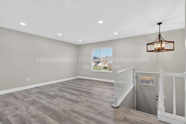 Building Photo - 113 Elk Run Dr