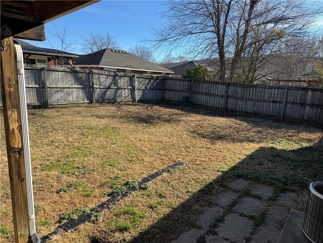 Building Photo - 1160 S Jasmine Ln