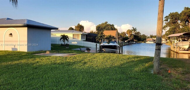 Building Photo - 5121 Glade Ct