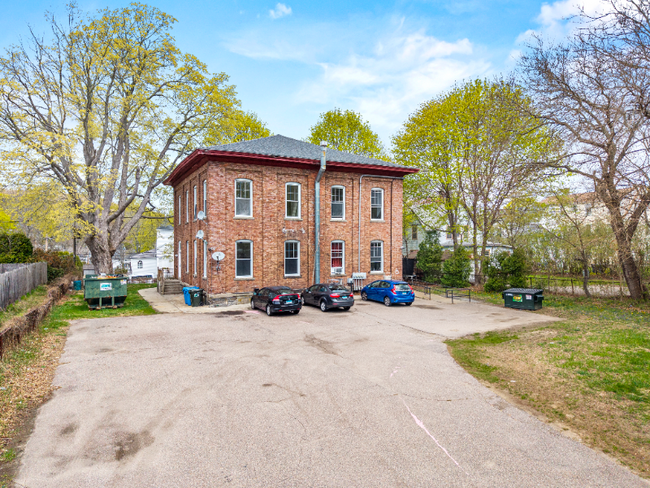 Building Photo - 139 Boswell Ave