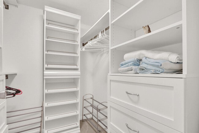 Building Photo - 2687 N Ocean Blvd