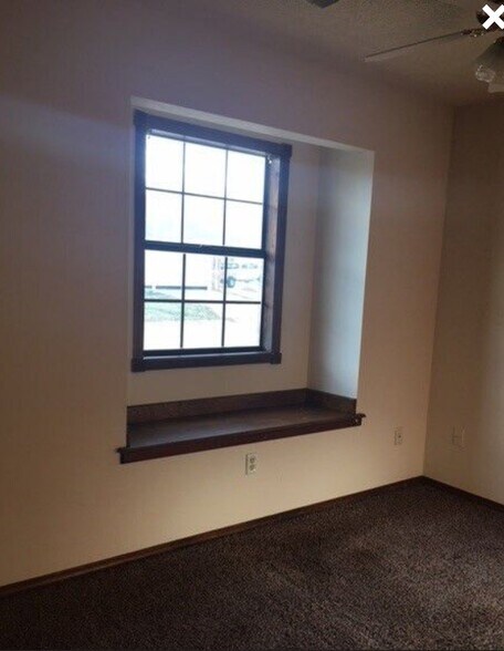 Building Photo - 203 Timbercrest Ct