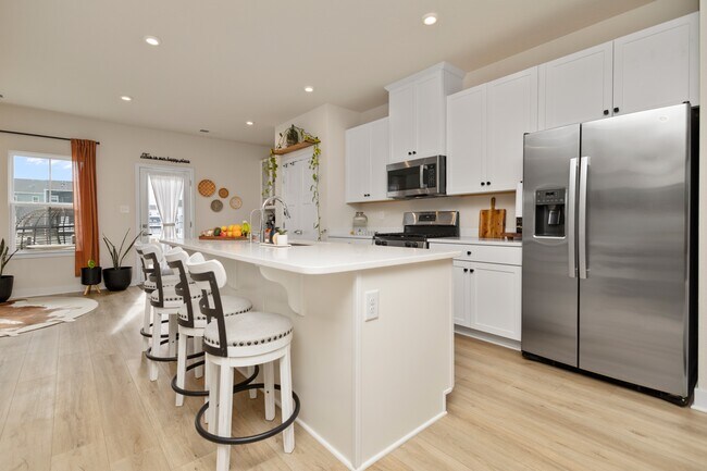 Building Photo - 302 Lydia St