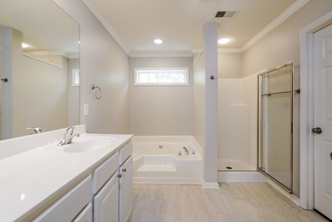 Building Photo - 4415 Feather Way