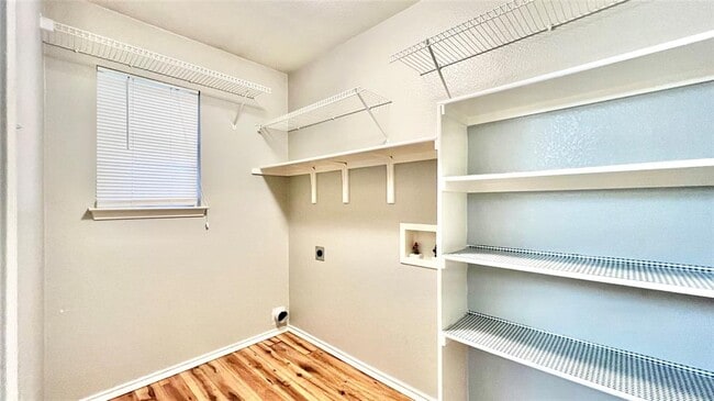 Building Photo - 1708 Carriage Hills Trail