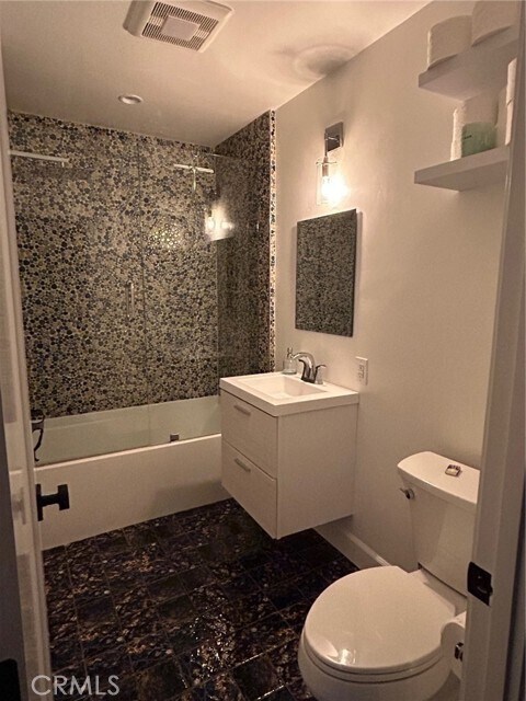 Building Photo - 225 Calle Serena