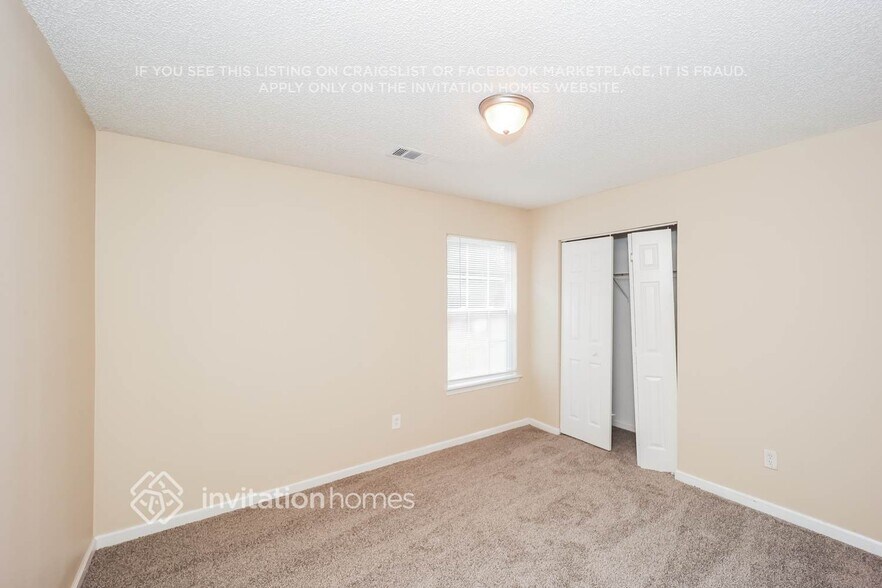 Building Photo - 5600 Cedar Pass