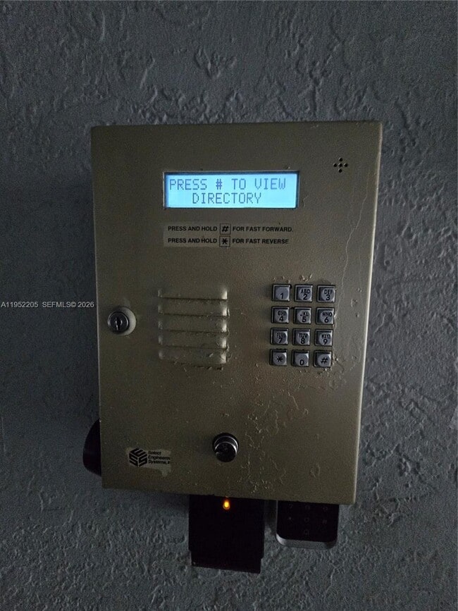 Building Photo - 12219 SW 14th Ln