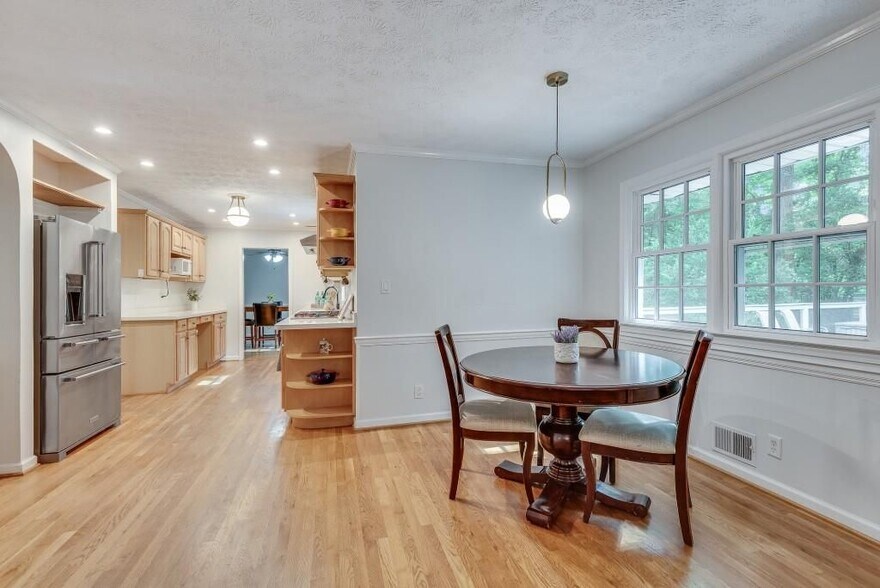Building Photo - 2663 Rangewood Dr NE