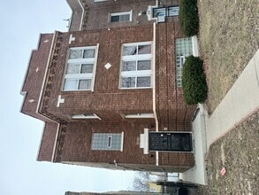 Building Photo - 1810 N Long Ave