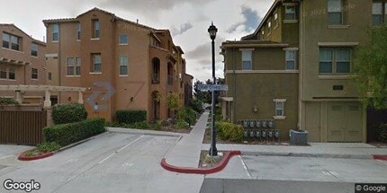 Building Photo - 1836 Olive Green St