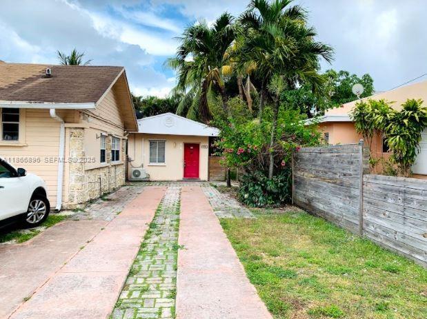 Building Photo - 774 NE 86th St