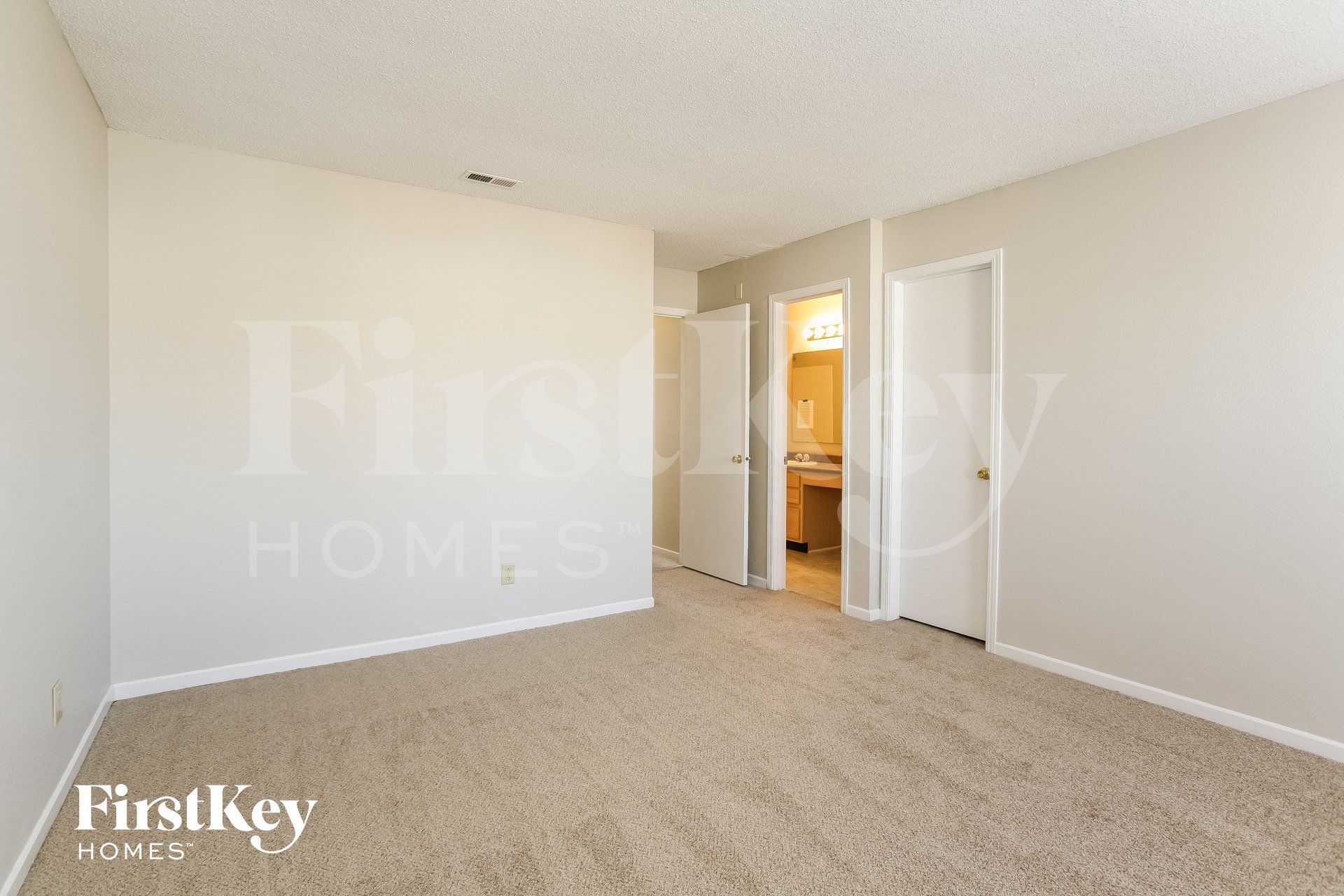 Building Photo - 2435 Redland Ln