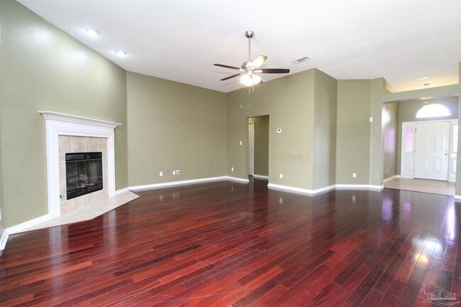 Building Photo - 6462 Sarasota St