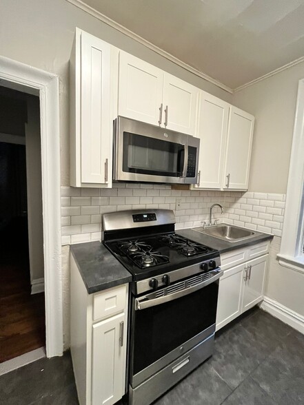 93 Fairview Ave B6 - 90 Fairview Ave
