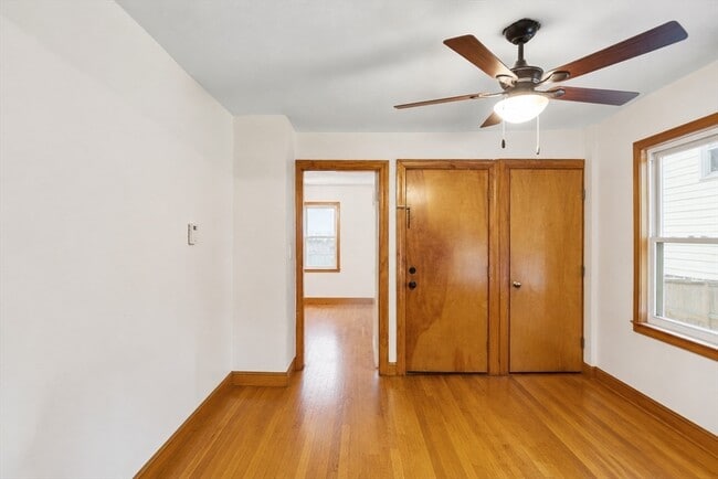 Building Photo - 59 Woodville St